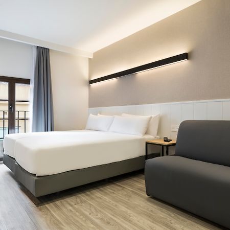 Acta Bcn 40 Otel Barselona Dış mekan fotoğraf