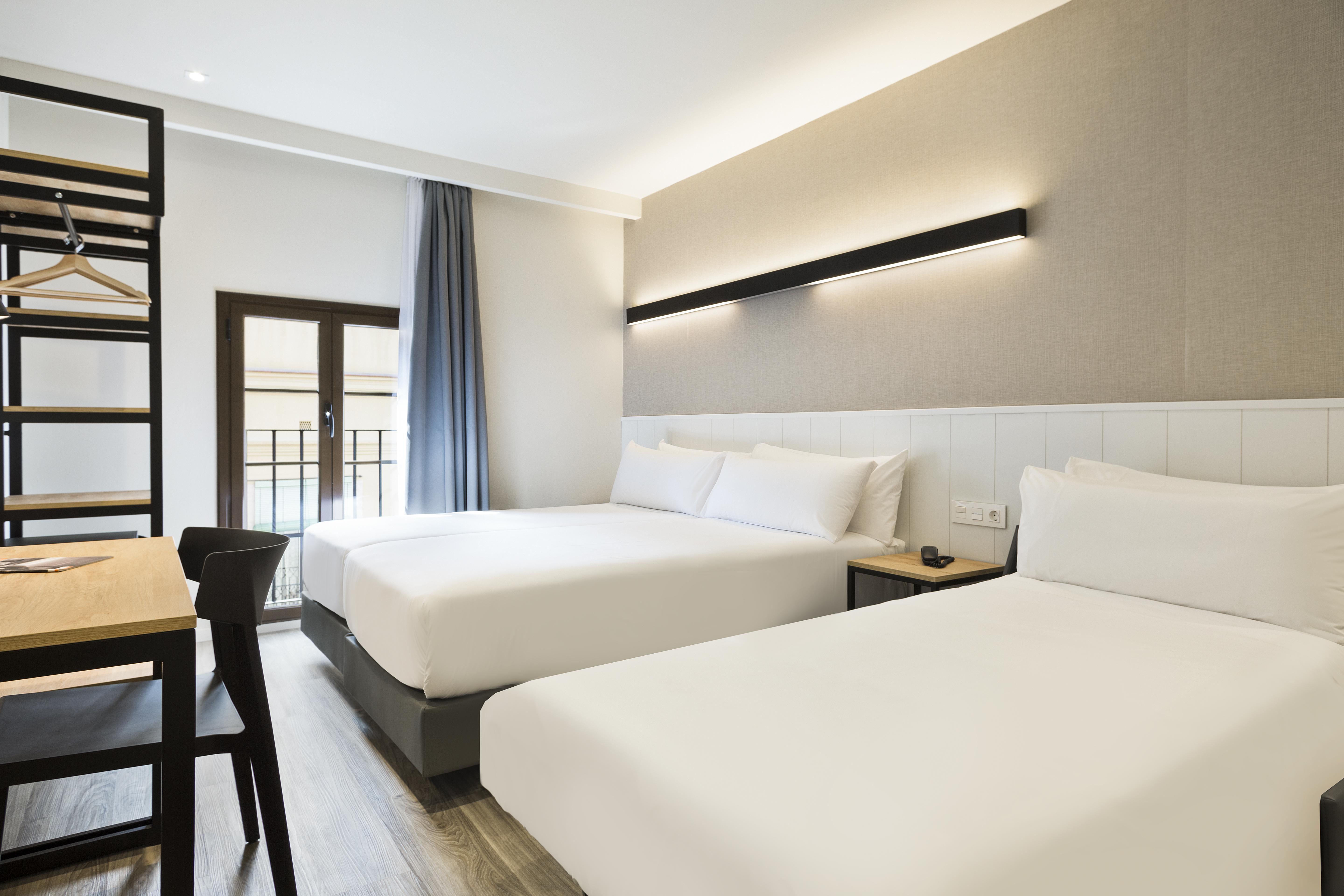 Acta Bcn 40 Otel Barselona Dış mekan fotoğraf