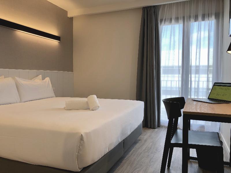 Acta Bcn 40 Otel Barselona Dış mekan fotoğraf